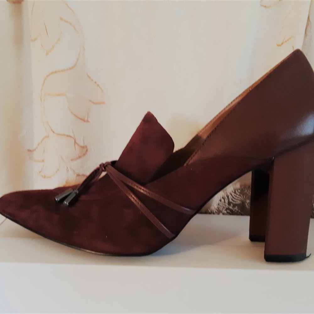 Halston Heritage Suede Heels w/ BOX! Burgundy Shoes 9M